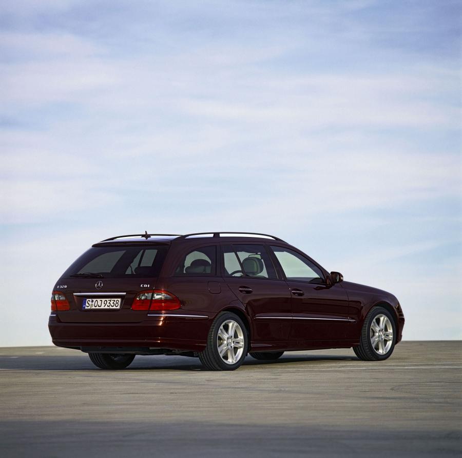  Mercedes-Benz E-Class Estate 2007 года  (фото 34 из 43)